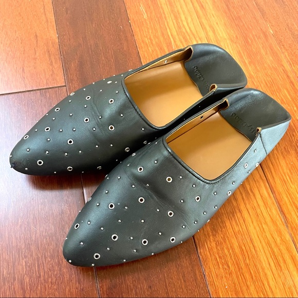 See by Chloé • matt grommet studded leather flat in nero sz 8.5 - Picture 3 of 9